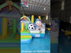 أطفال PVC مضخم القفز مزيج مع المزلق كرة القدم موضوع قصر الملعب
